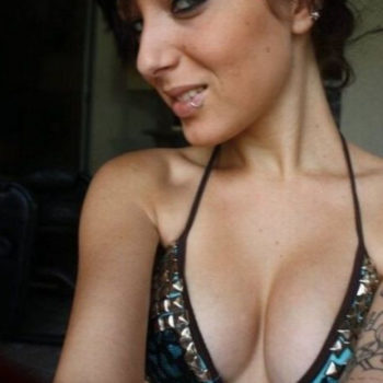 Profil de Sagra, 36 ans, Pute à Springside