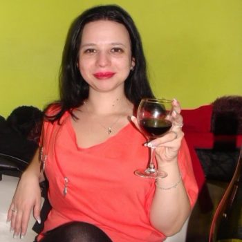 Profil de Nourine, 39 ans, Pute à Thorhild