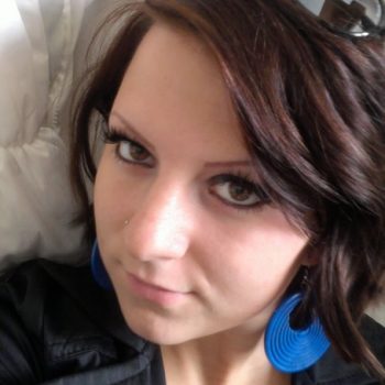 Profil de Yassmina, 31 ans, Pute à Meaford