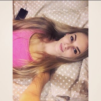 Profil de Christilla, 25 ans, Pute à Saint-André